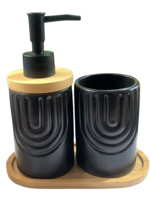 PORTA SABONETE LIQUIDO E PORTA ESCOVA DE PORCELANA C/ BANDEJA KIT C/3PCS UN.